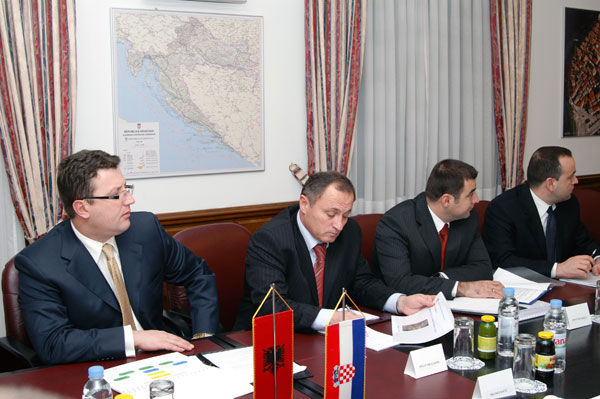 2009. 01.23. - Ministar Kalmeta s ministrom prometa Albanije o gradnji cesta i luka nautičkog turizma